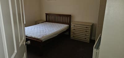 3 double rooms shef Uni Hospital s10 Crookes  Main Photo