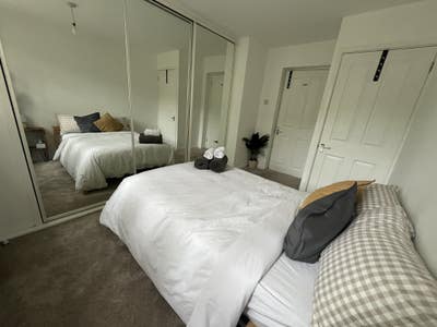 Spacious 2-bedroom flat 5 mins from Anerley Stn Main Photo