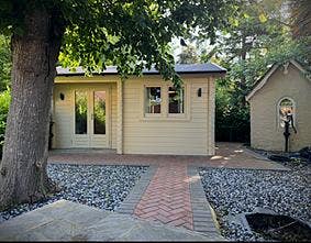 Self Contained lodge Main Photo