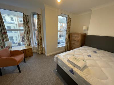1 Double Room - Lovely House - 100Yds Sea Main Photo