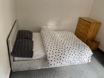 **Spacious Doubles In Professional Modern House** Main Photo