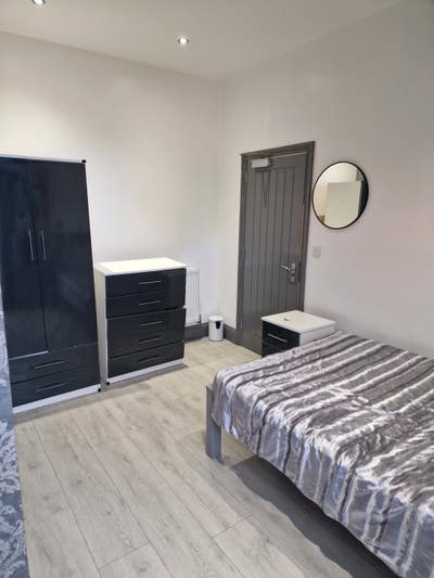 Modern Luxury  En Suite Rooms -All Bills Included Main Photo