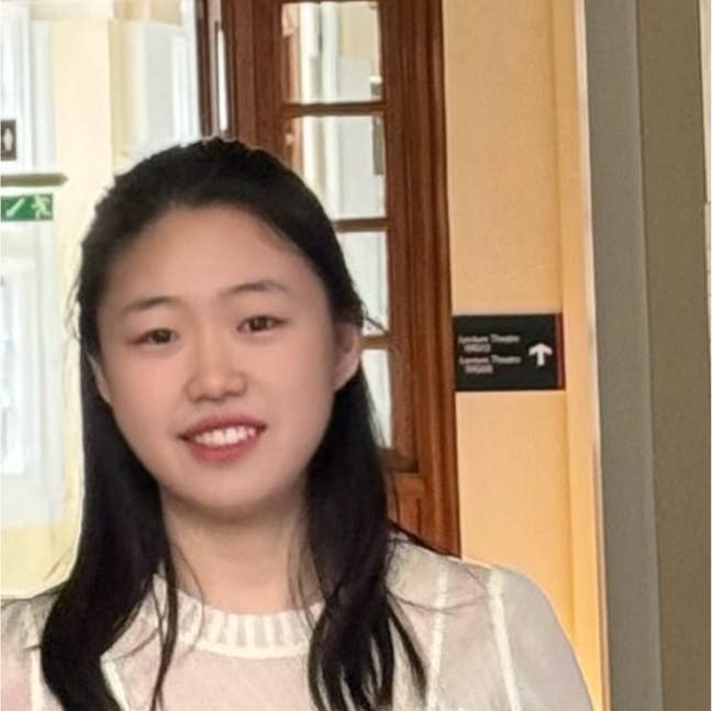 Student Female seeks a single or double room Main Photo