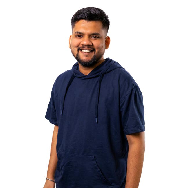 I am a professional male aged 28. I am lookin... Main Photo
