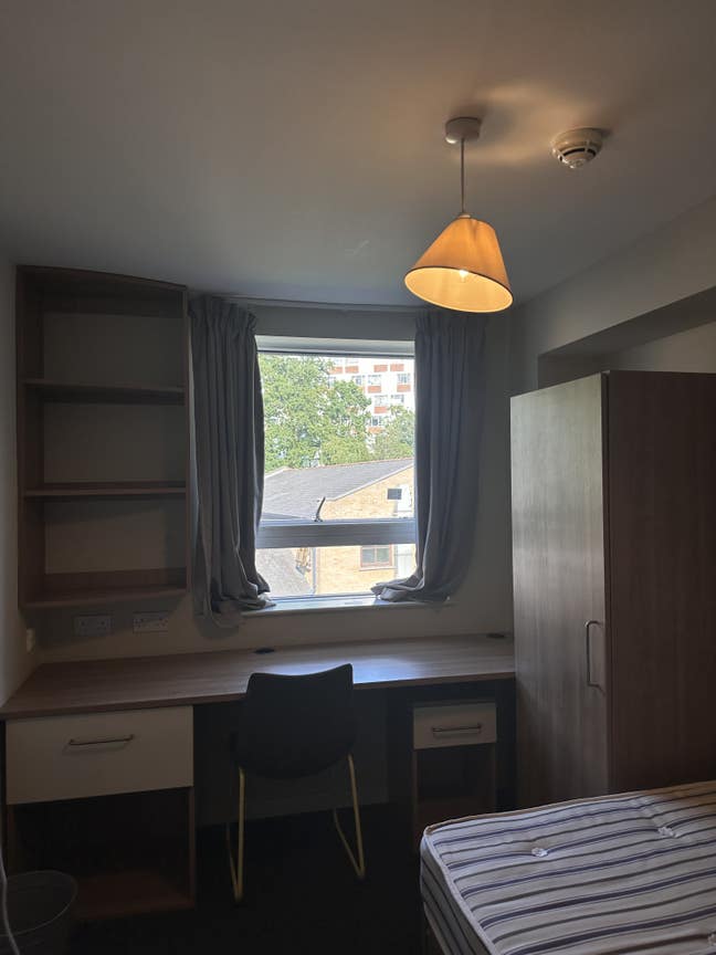 45% OFF! Kingscross - 2B1B (Elizabeth Croll House) Main Photo
