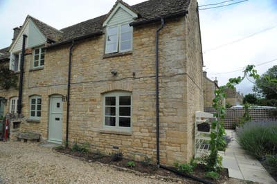 3 Bedroom House in Milton-under-Wychwood Main Photo