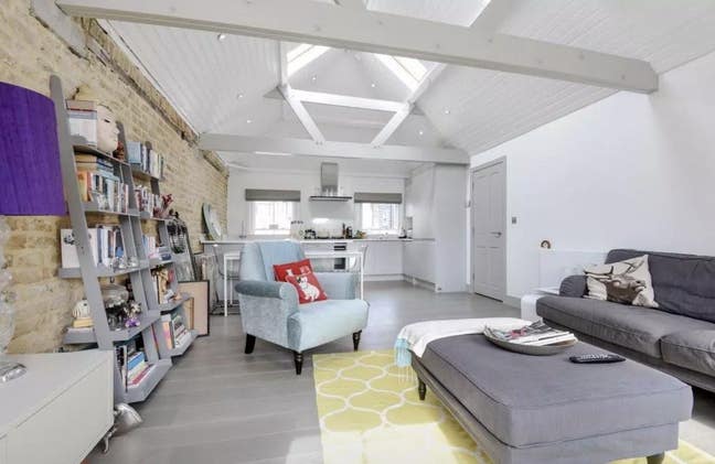 ✨Double room in beautiful backheath village ✨ Main Photo