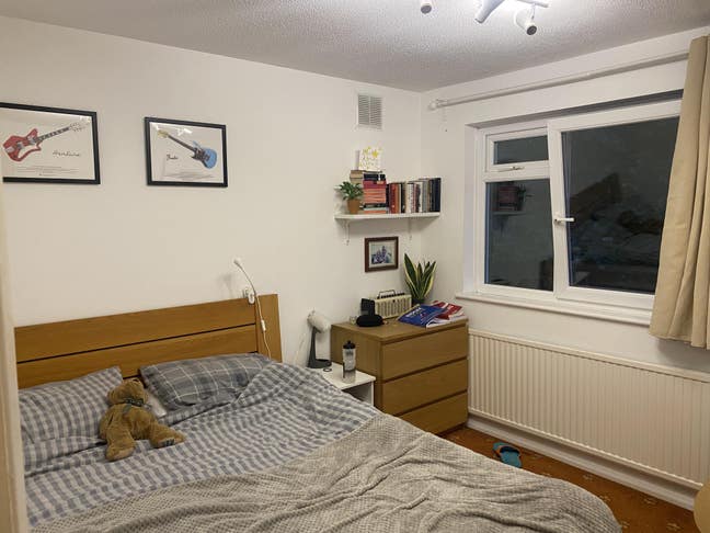 2 Double Rooms in a 4 person House  Main Photo