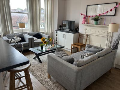 1 Large En-Suite Bedroom Central Guildford 1 Aug Main Photo