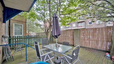 🏡📍Modern House/ Bills Inc./ Poplar  Main Photo