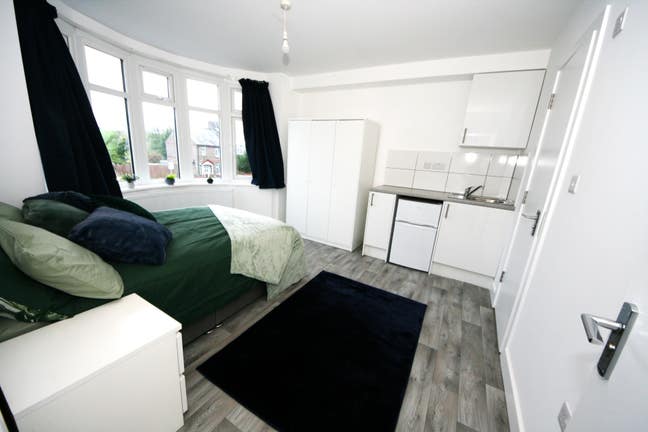 ****Brand New Studios - 2 Left - Available Now**** Main Photo