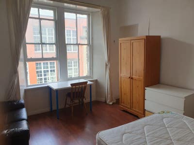 2-bedroom flat  Main Photo