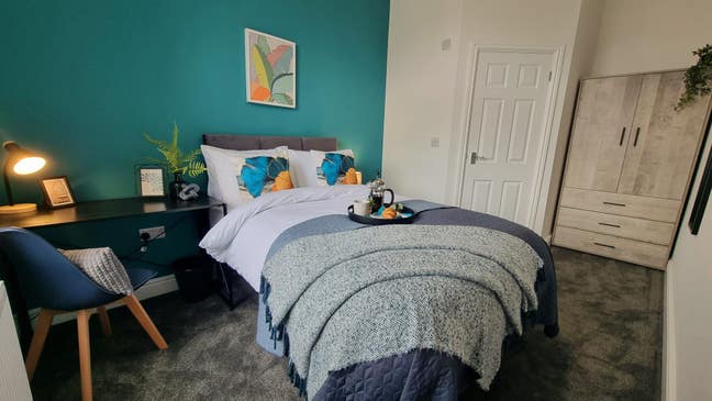 New Luxury Private Rooms (Low Deposit to pay!)(LR) Main Photo