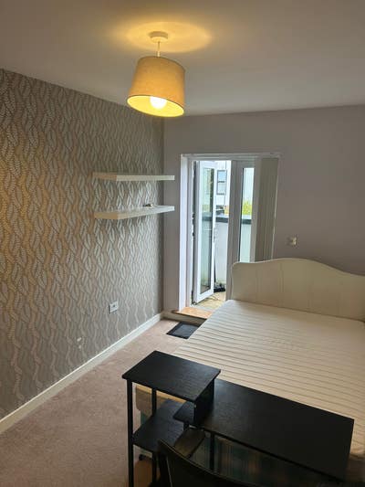  Elizabeth Line – All Bills Inc - Lower Rent  Main Photo