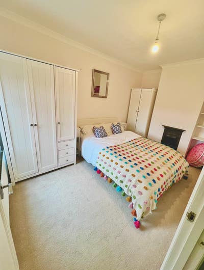 Furnished Double Room – Central Newbury (Mon-Fri) Main Photo