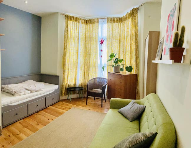 Spacious Double Room  Main Photo
