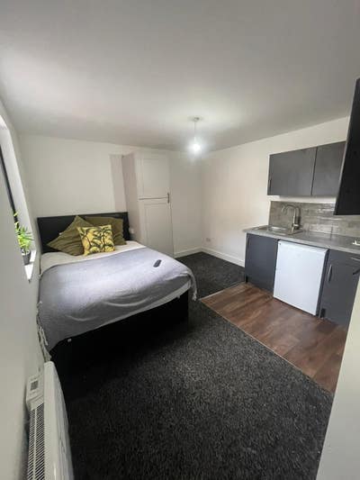 CV6 Part-Studio🏡 Discount for Quick Move-Ins Main Photo