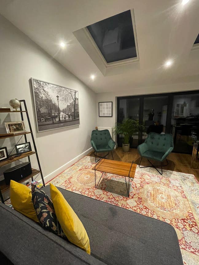 Short term -2 Bedrooms Available - Uxbridge/Brunel Main Photo