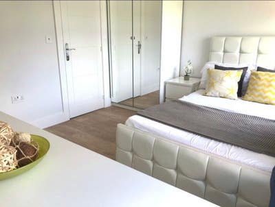 Double En-suite Room In a 2 Bedroom Apartment* Main Photo