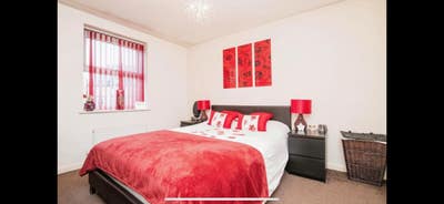 Double Furnished En-suite   Main Photo