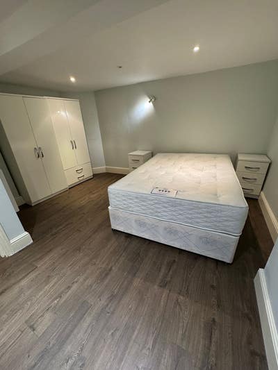 Self-Contained one bedroom flat in Balham/Tooting Main Photo