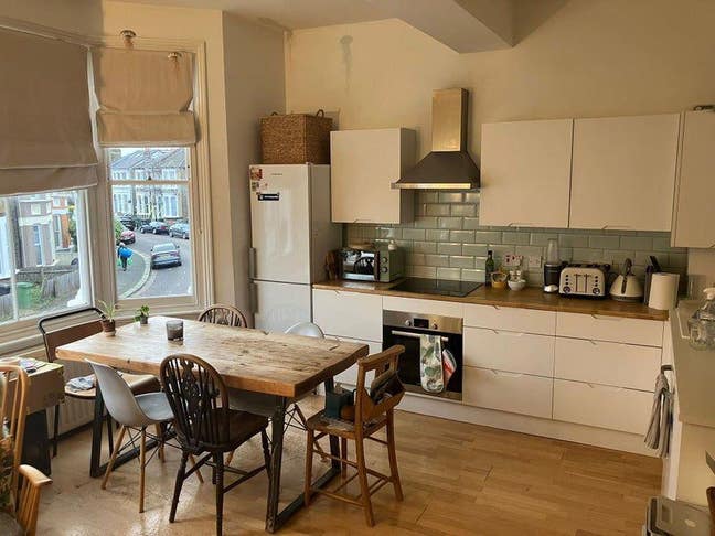 Flat share in Hither Green Main Photo