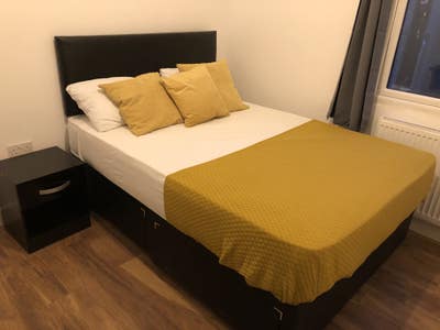 Double Room with private bathroom in Plumstead Main Photo