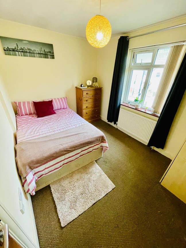 🏠 Double Room (Single Use) in West Acton – Zone 3 Main Photo