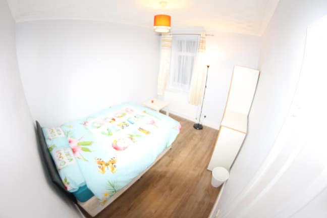 🏠 Furnished Room to Rent – 45 Patrick Road, E13 Main Photo