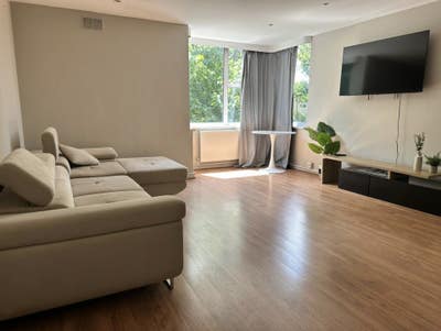 Available Now: Flat 2 Mulberry Court, SW15 2LE Main Photo
