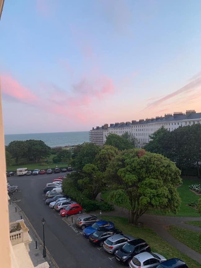 Room to rent in Hove 11th April - 3rd May Main Photo