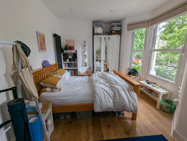 Double Room Available in 4-Bed Duplex E17 Main Photo