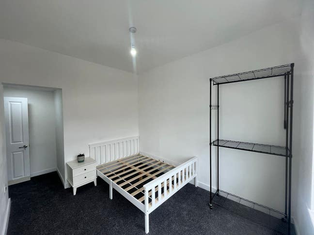 Single/double room to let  Main Photo