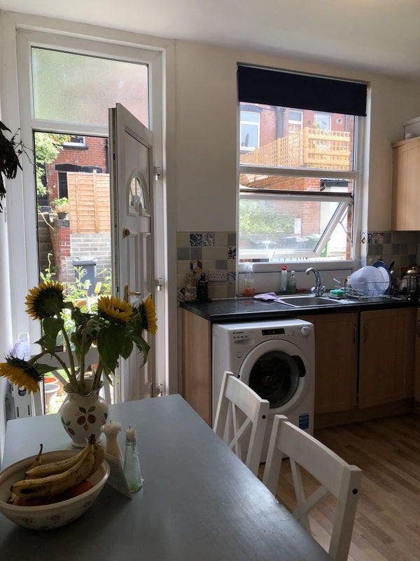 Beautiful Meanwood House Main Photo
