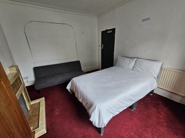 Rooms for Short-term let Main Photo