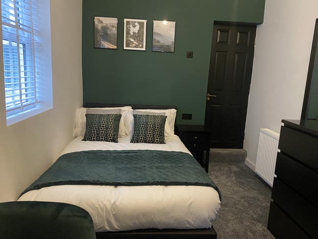 Hospital Doorstep! £0 Deposit. Double Rooms Main Photo