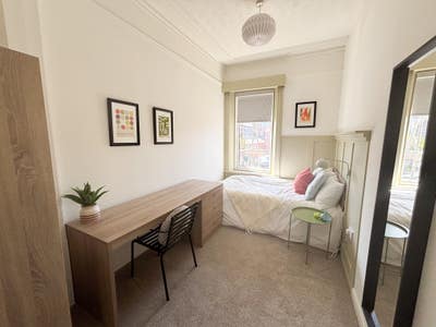 House share on Wingrove Road Main Photo