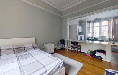 Spacious Furnished Front Flat in Shared House, B16 Main Photo