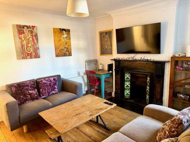 Lovely Castle Rd house, Southsea. Main Photo