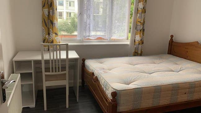 Spacious 5-Bedroom House in SE16 Main Photo