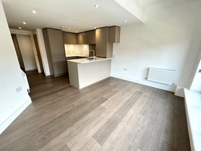 ***2 Bed Duplex Apartment For Rent, Radlett WD7*** Main Photo