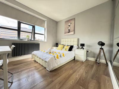 Large Double in Great Location - Rarely Available. Main Photo