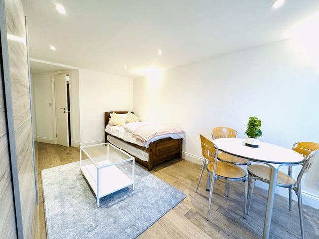 🔥Stunning Studio Flat in the Heart of London ! 🔥 Main Photo