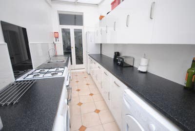 Great large room Regent Street EX2 Main Photo
