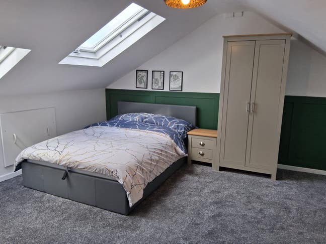 3 Rooms Available in a Beautiful 7 Bed House! - L4 Main Photo