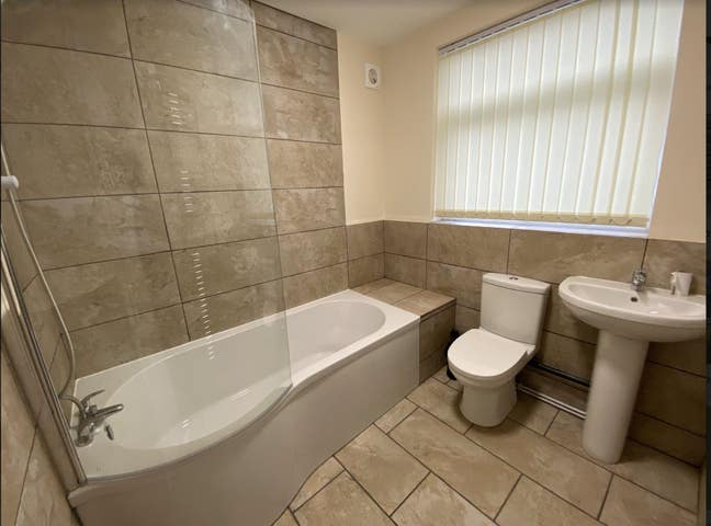 52 Week Tenancy  Main Photo