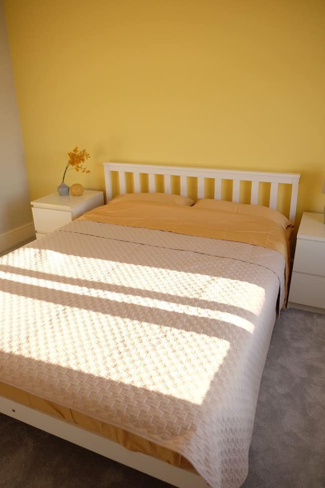 Cute, bright, double bedroom Main Photo
