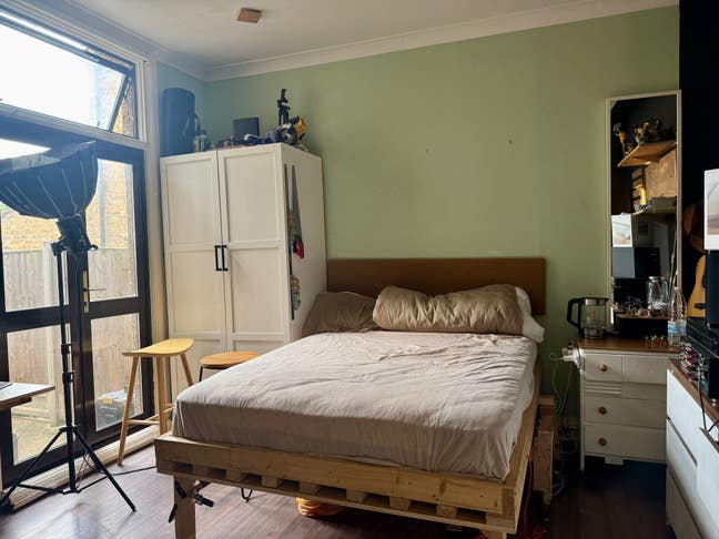 Amazing Offer! - 2 Double Rooms - Leyton E11 Main Photo