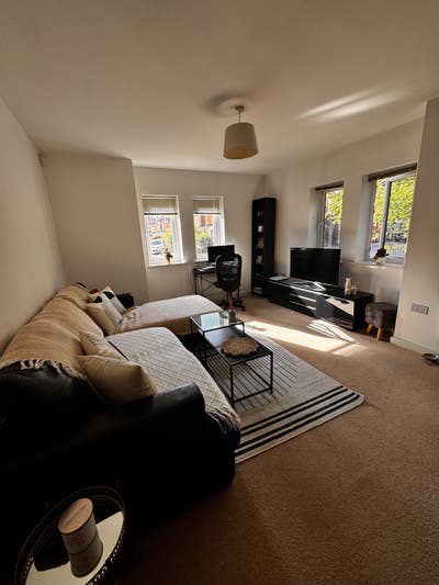 Double room with en-suite and private parking Main Photo