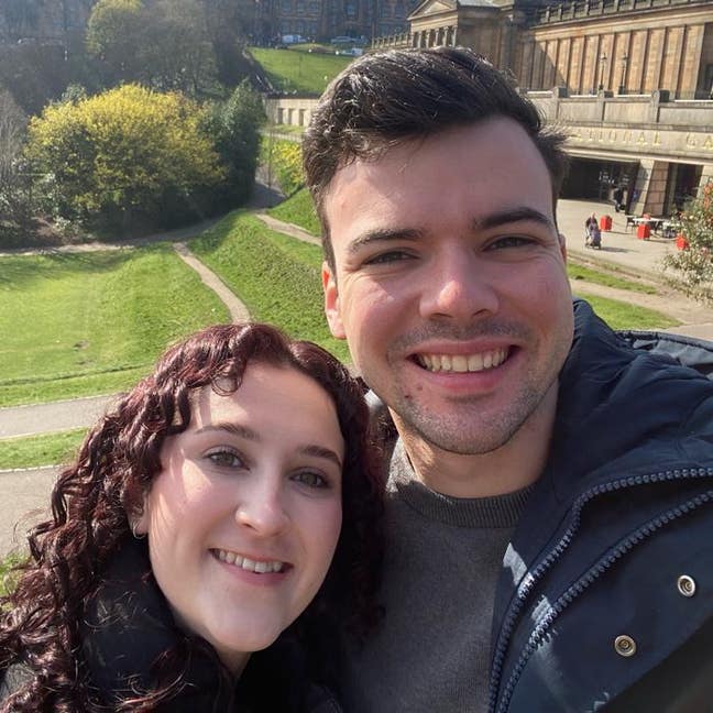 Couple looking for a quaint East London spot! Main Photo